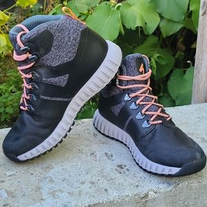 Helly Hansen Vanir Gallivant HT Boots - Black